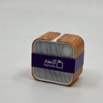اسپیکر با قاب چوبی